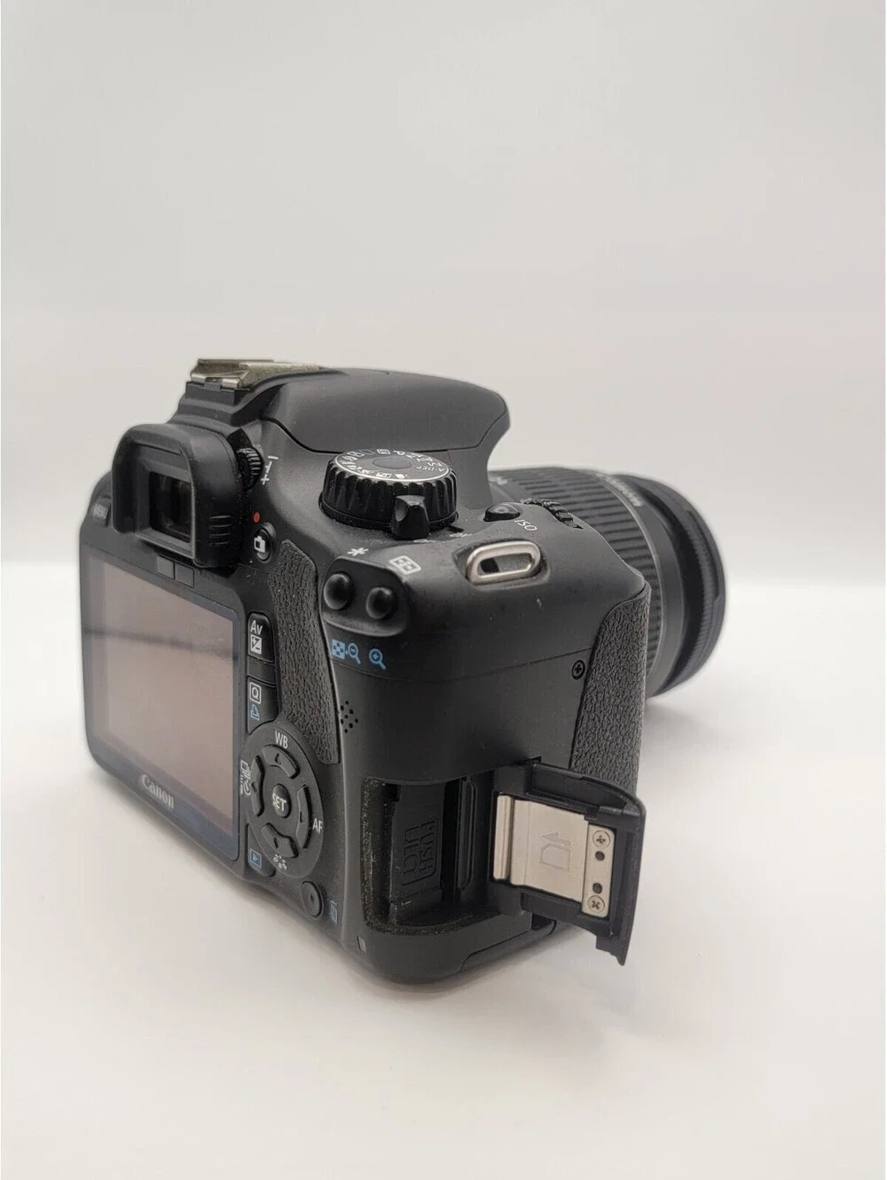 Canon EOS Digital Rebel T2i DSLR Camera W/18-55mm Lens Shutter Count 12,113